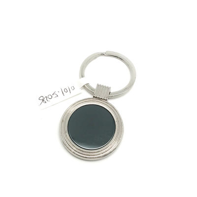 Disponibile porta chiavi in metallo con pacchetto polibag individuale e termine di pagamento TT