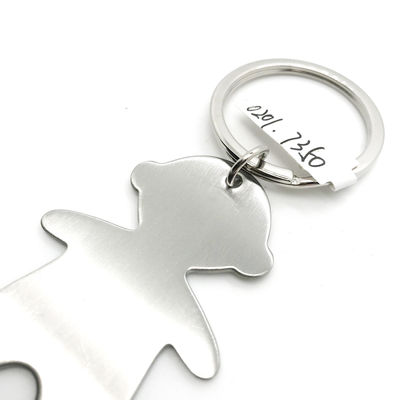 Disponibile come foto Boy Metal Keychain Holder con MOQ di 500
