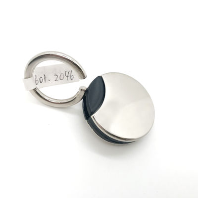 Portafogli metallici d'argento accessori per portachiavi eleganti e funzionali