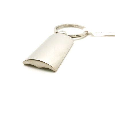 Portachiavi personalizzati in argento con opzione di disegno del logo personalizzato