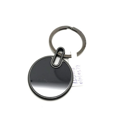 Porta chiavi in metallo con logo personalizzato per partner commerciali