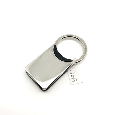 Disponibile come porta chiavi in metallo con logo personalizzato