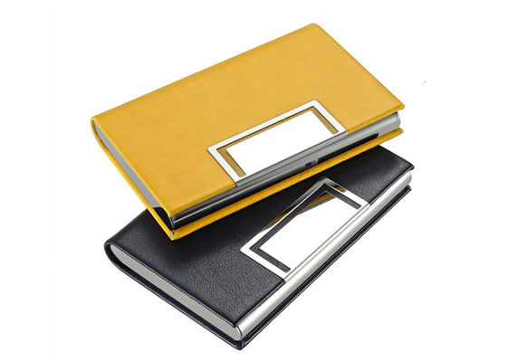 Prezzo buono Titolare della carta magnetico di cuoio di lusso di nome dell'unità di elaborazione che incide Logo Metal Card Case Wallet in linea