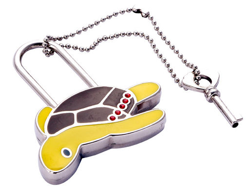 Prezzo buono Portachiavi in metallo personalizzati in forme carine per la campagna di souvenir in linea