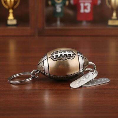 Prezzo buono Portachiavi in ​​metallo carino da 1 pezzo a forma di calcio, accessorio regalo perfetto, durevole ed elegante, portachiavi a tema calcio per tutti i giorni in linea